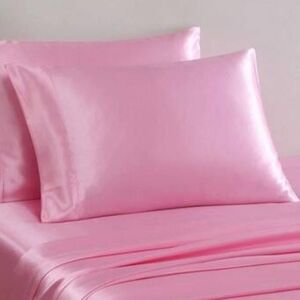 Betsey Johnson Satin Sheet And Pillowcases
